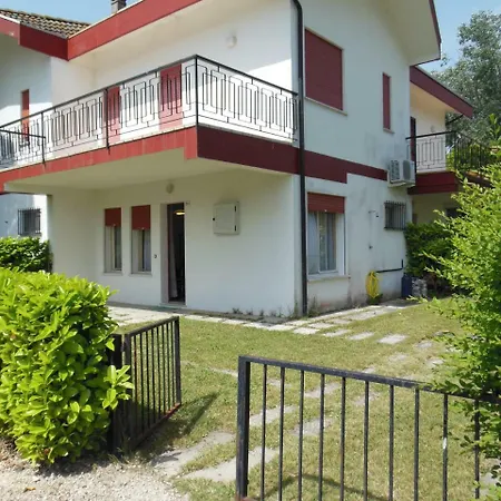 Vila Emanuela Duna Verde