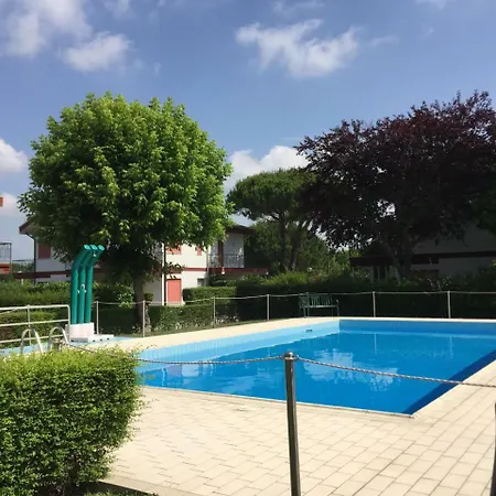 Vila Emanuela Duna Verde